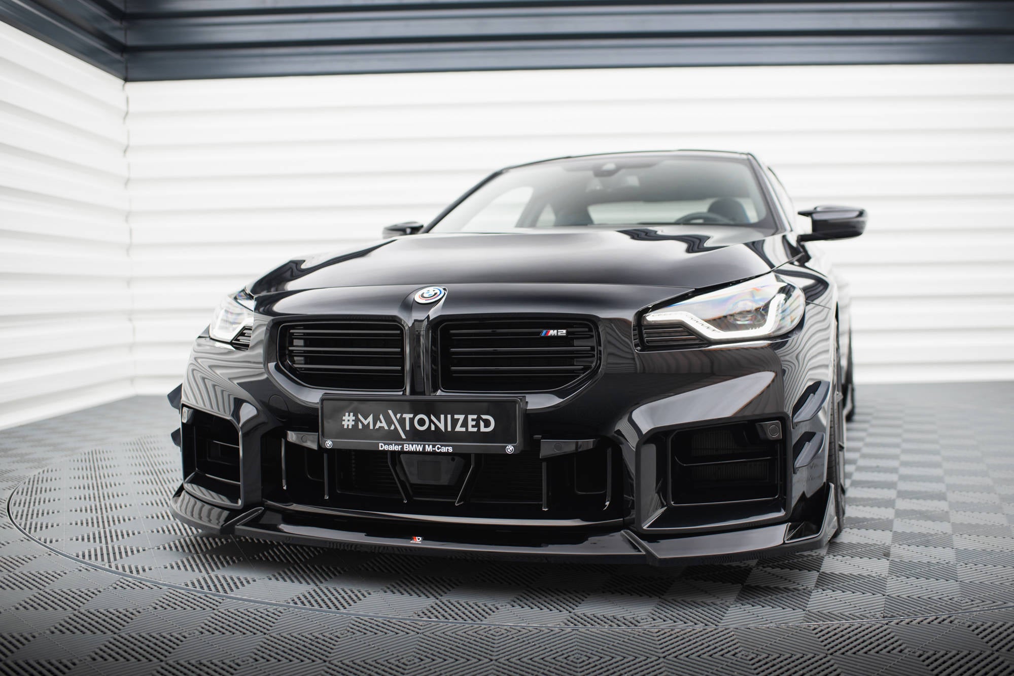 Sarja jakajamerkki BMW M2 G87