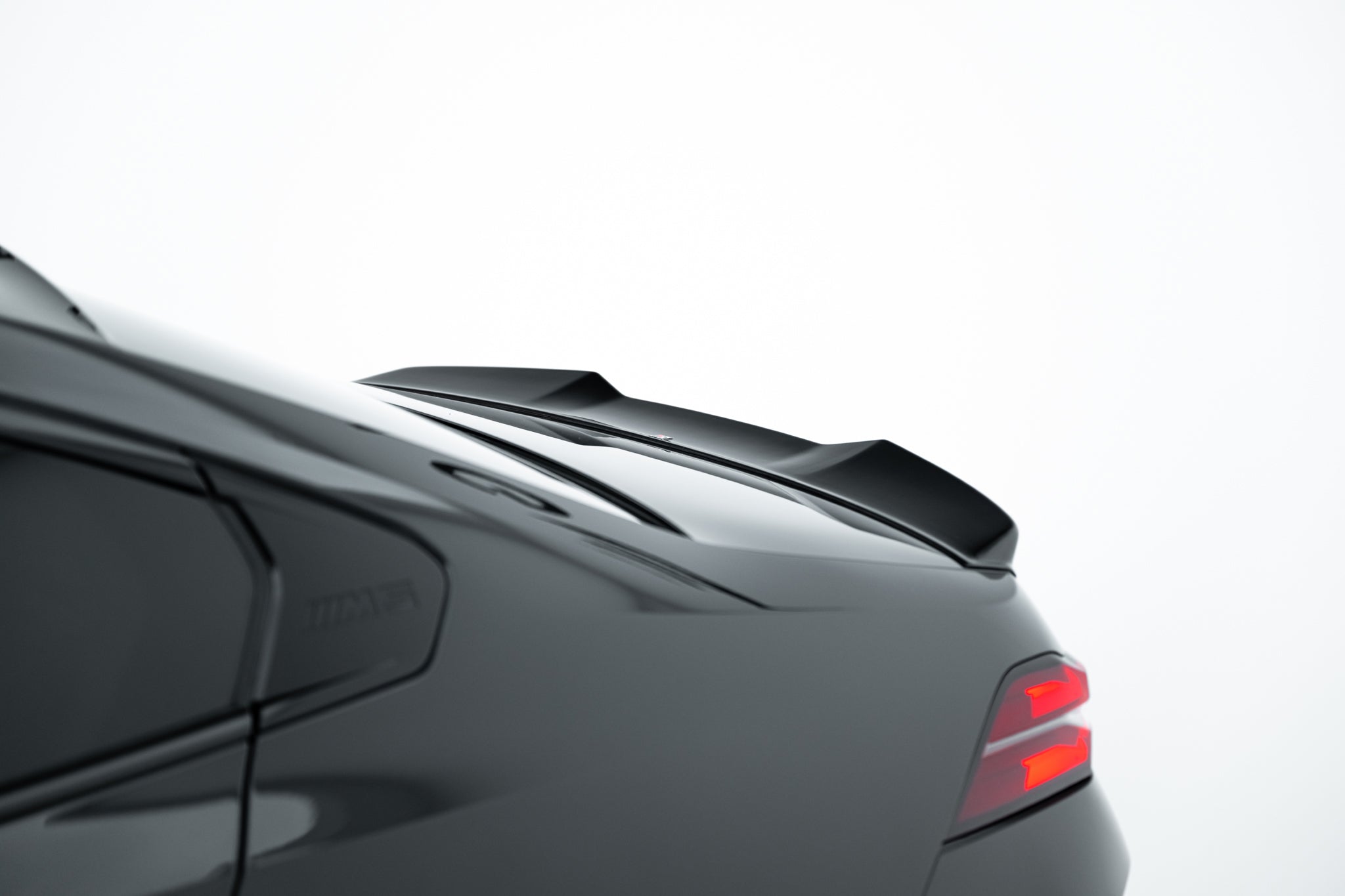Set of splitters bmw m5 sedan g90