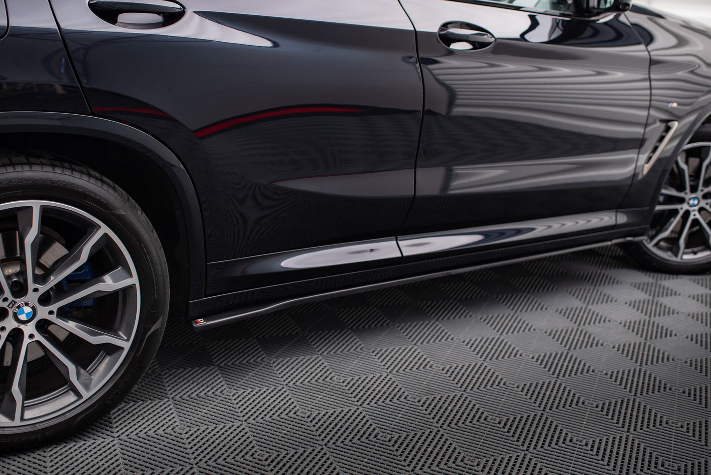 Set of splitters bmw x4 m-pack g02