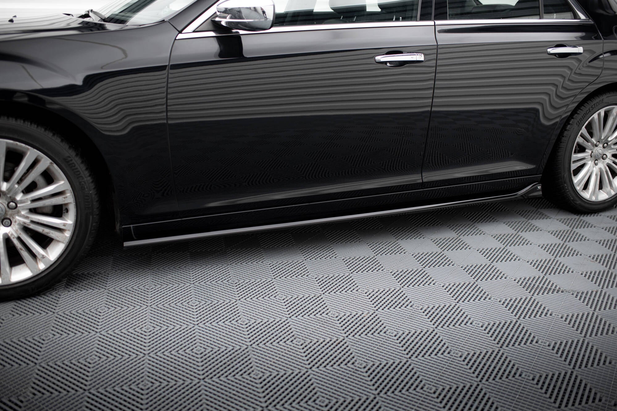 Set of splitters chrysler 300 mk2