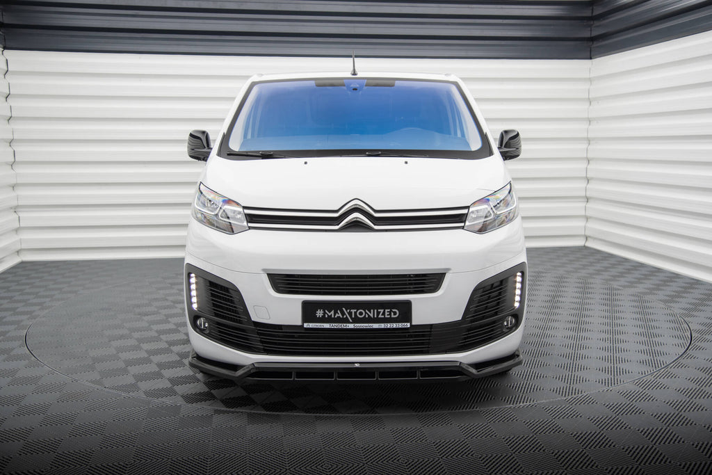 Sarja jakautujia Citroen Jumpyn l3 MK3