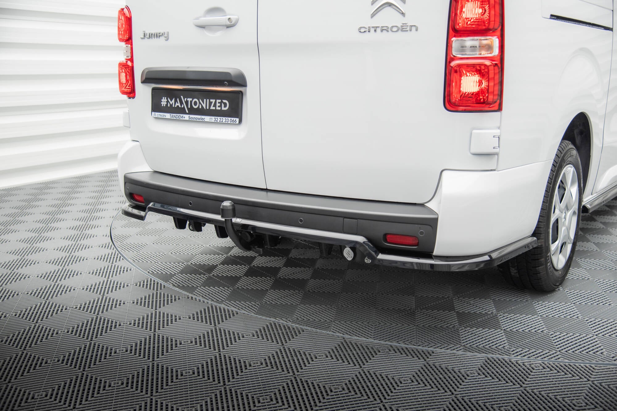 Sarja jakautujia Citroen Jumpyn l3 MK3