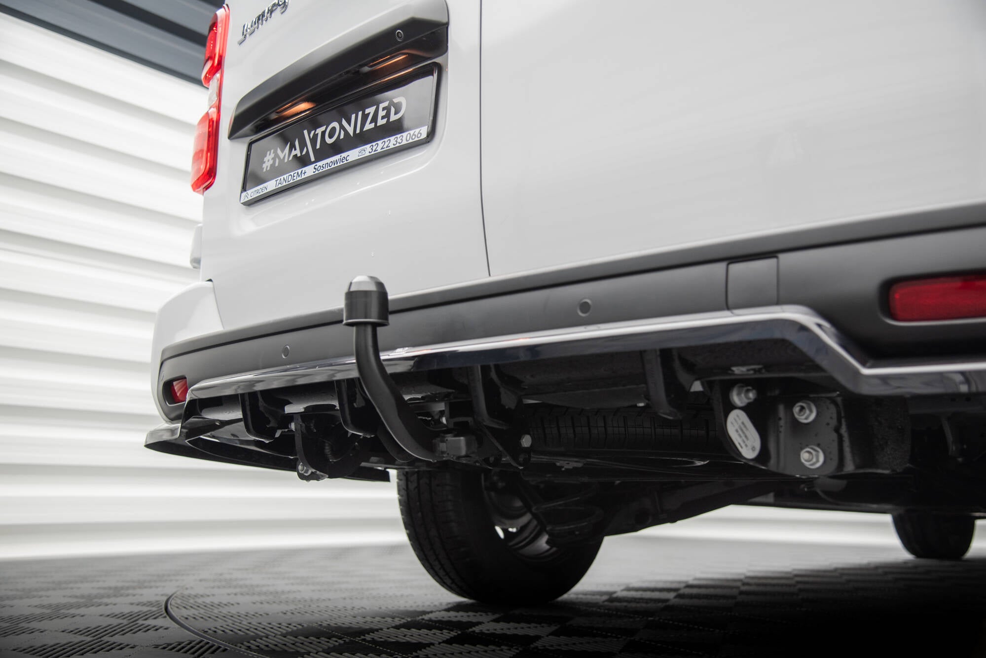 Sarja jakautujia Citroen Jumpyn l3 MK3