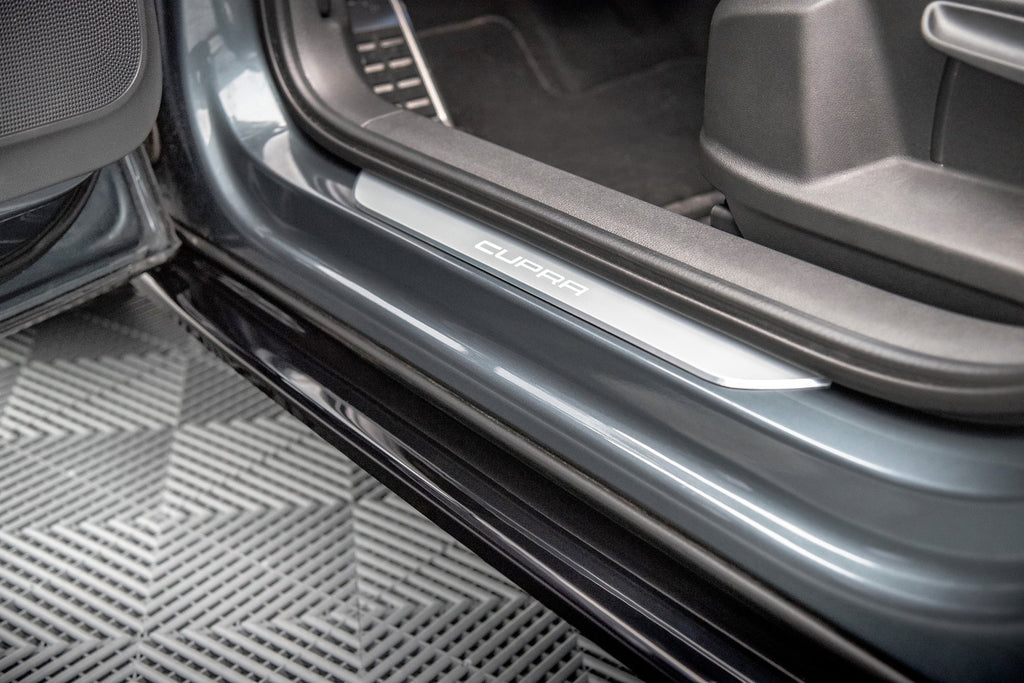 Sarja Splitters cupra ateca mk1 kasvojenkorotus