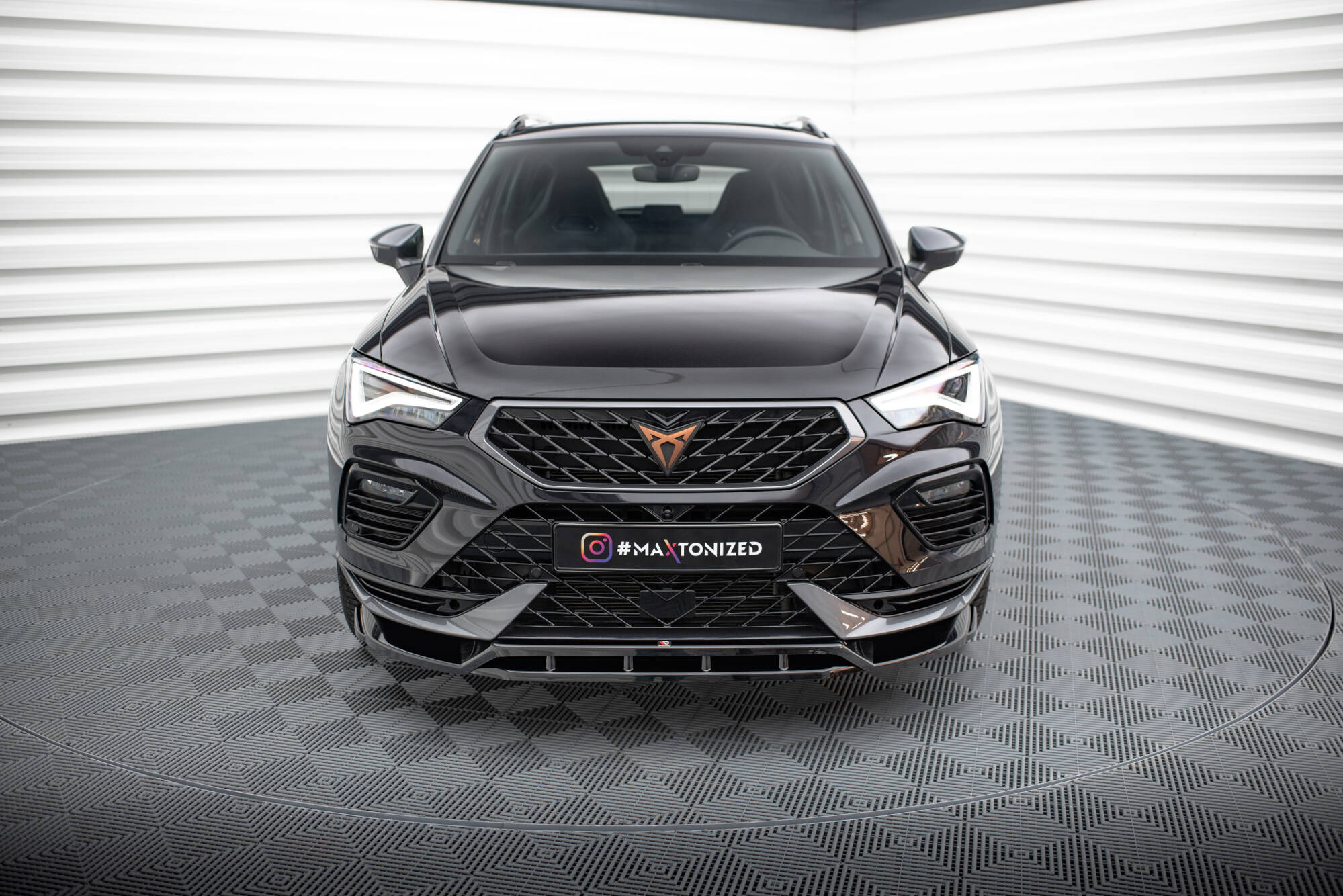 Sarja Splitters cupra ateca mk1 kasvojenkorotus