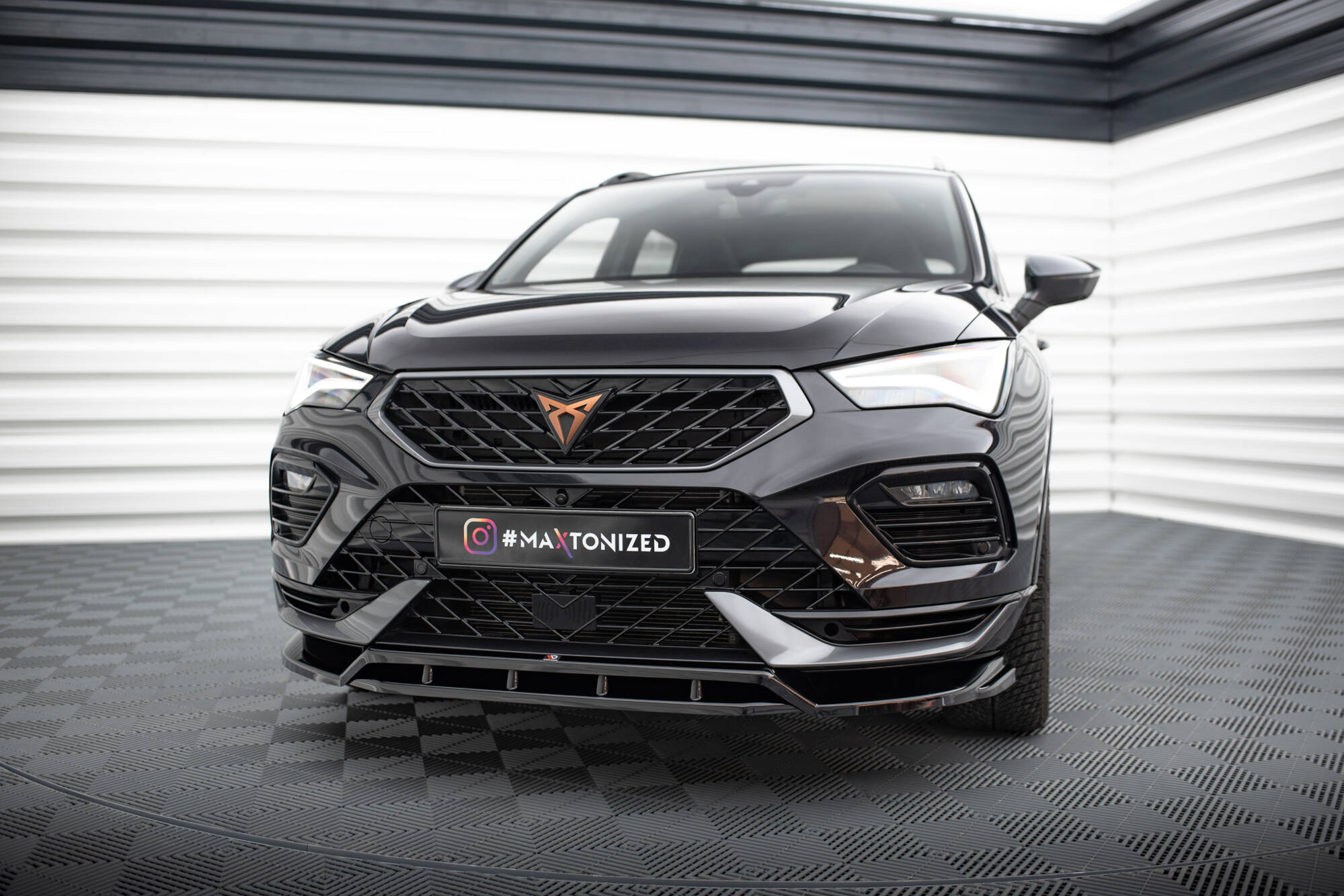 Sarja Splitters cupra ateca mk1 kasvojenkorotus