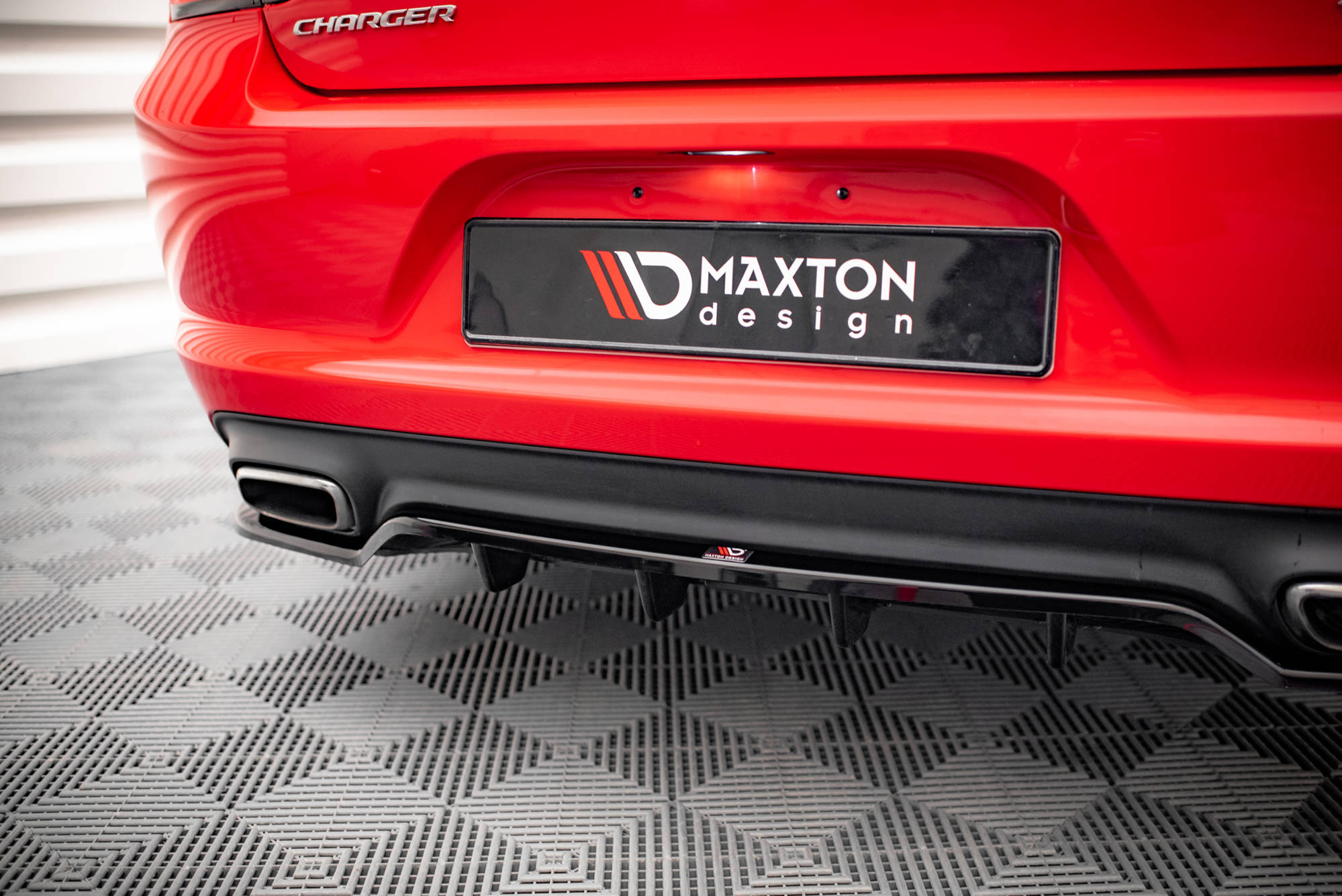 Sarja Splitters Dodge Charger RT MK7 Facelift