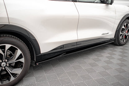 Sæt med splitters Ford Mustang Mach-e Mk1