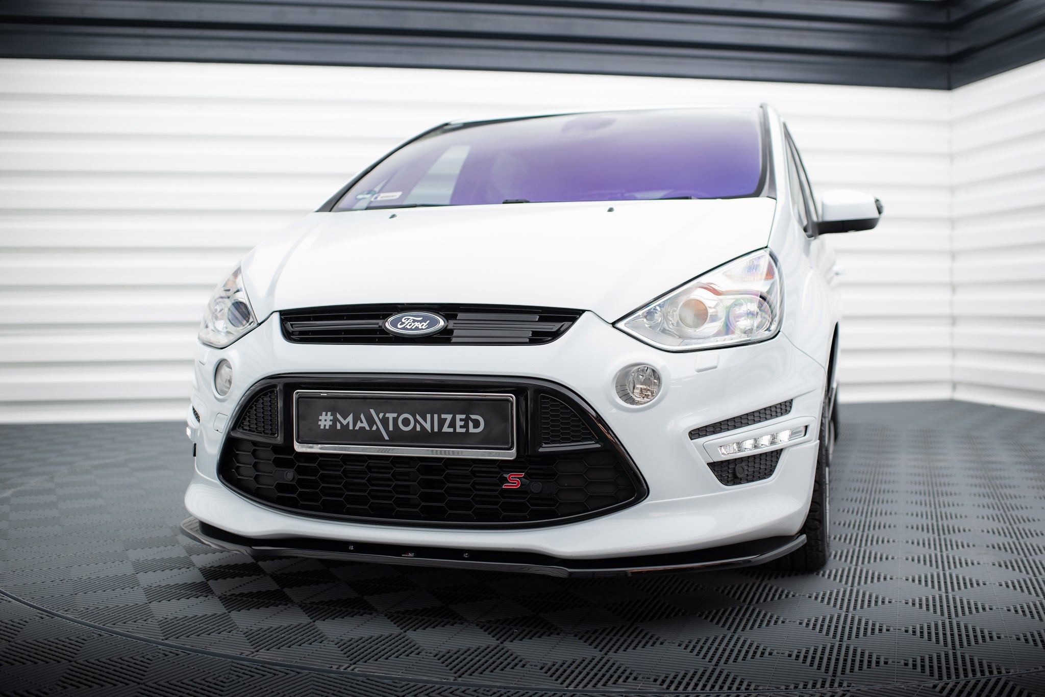 Ford S-Max Titanium mk1 Faceliftin splitterisarja