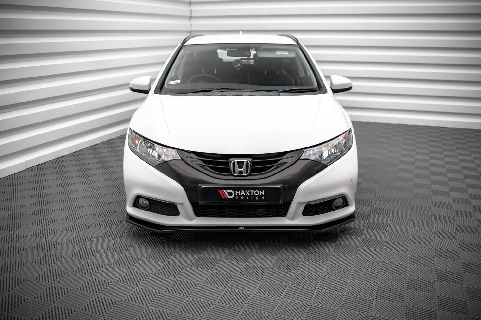 Sarja Honda Civic Tourer MK9