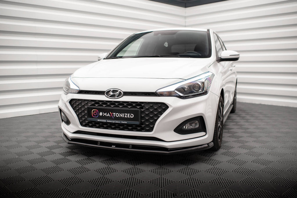 Sarja jakautujia Hyundai I20 MK2 FaceLift