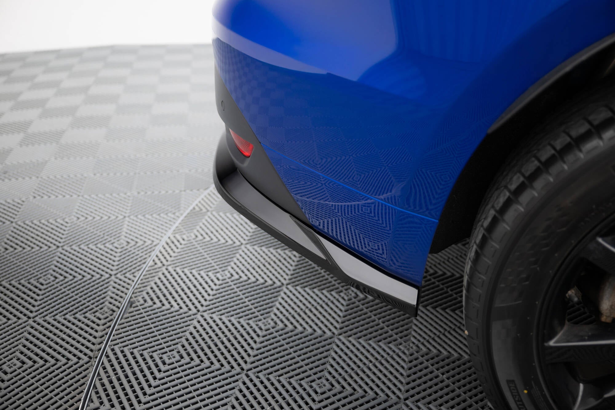 Set of splitters jaguar f-pace r-sport mk1