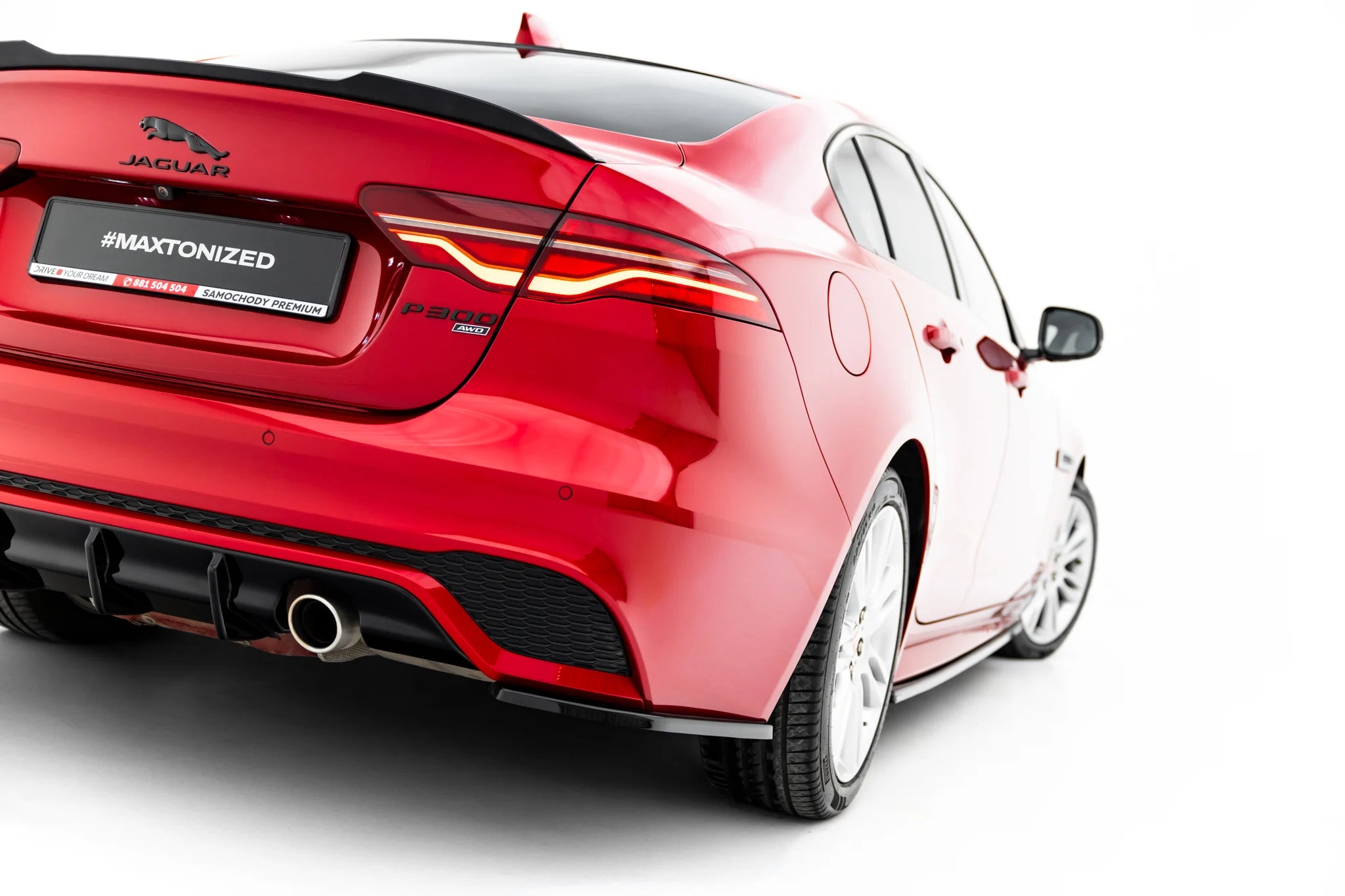 Set of splitters jaguar xe r-dynamic x760 facelift