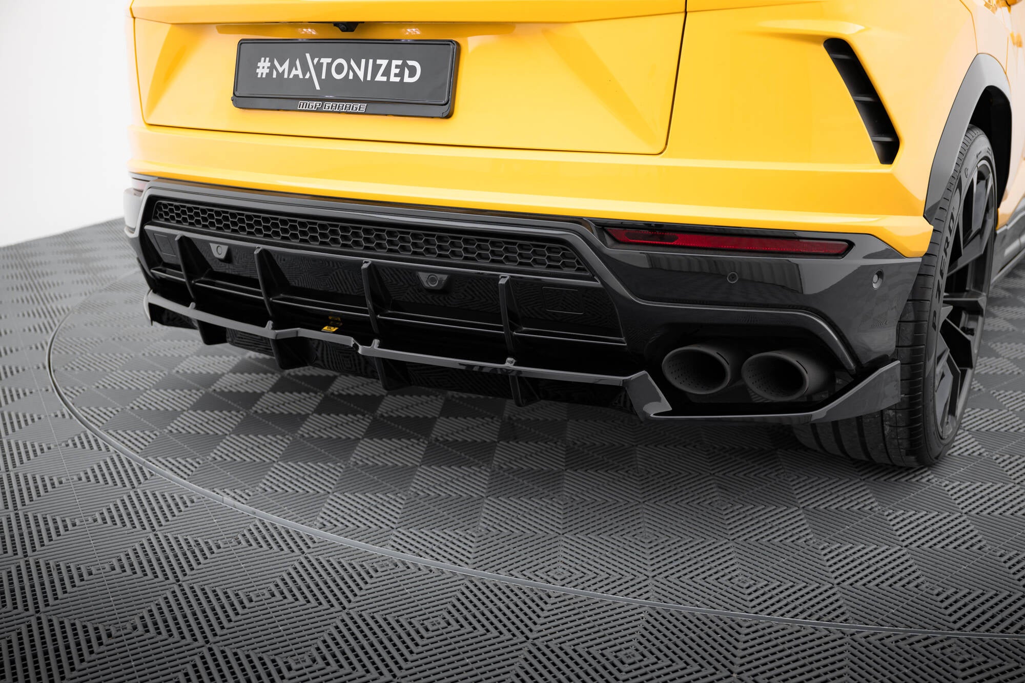 Sarja Lamborghini Urus mk1