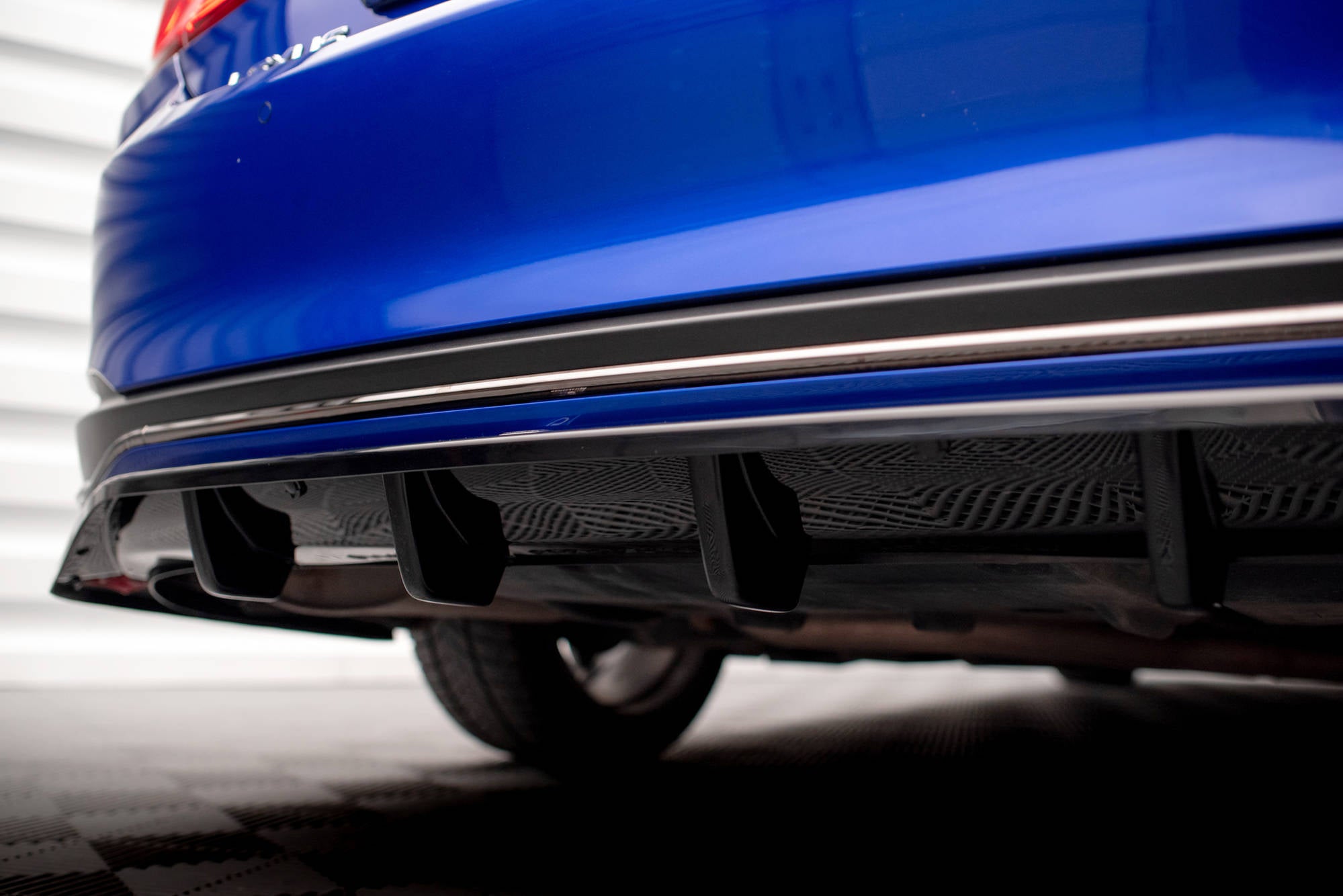 Set of splitters lexus es f sport mk7
