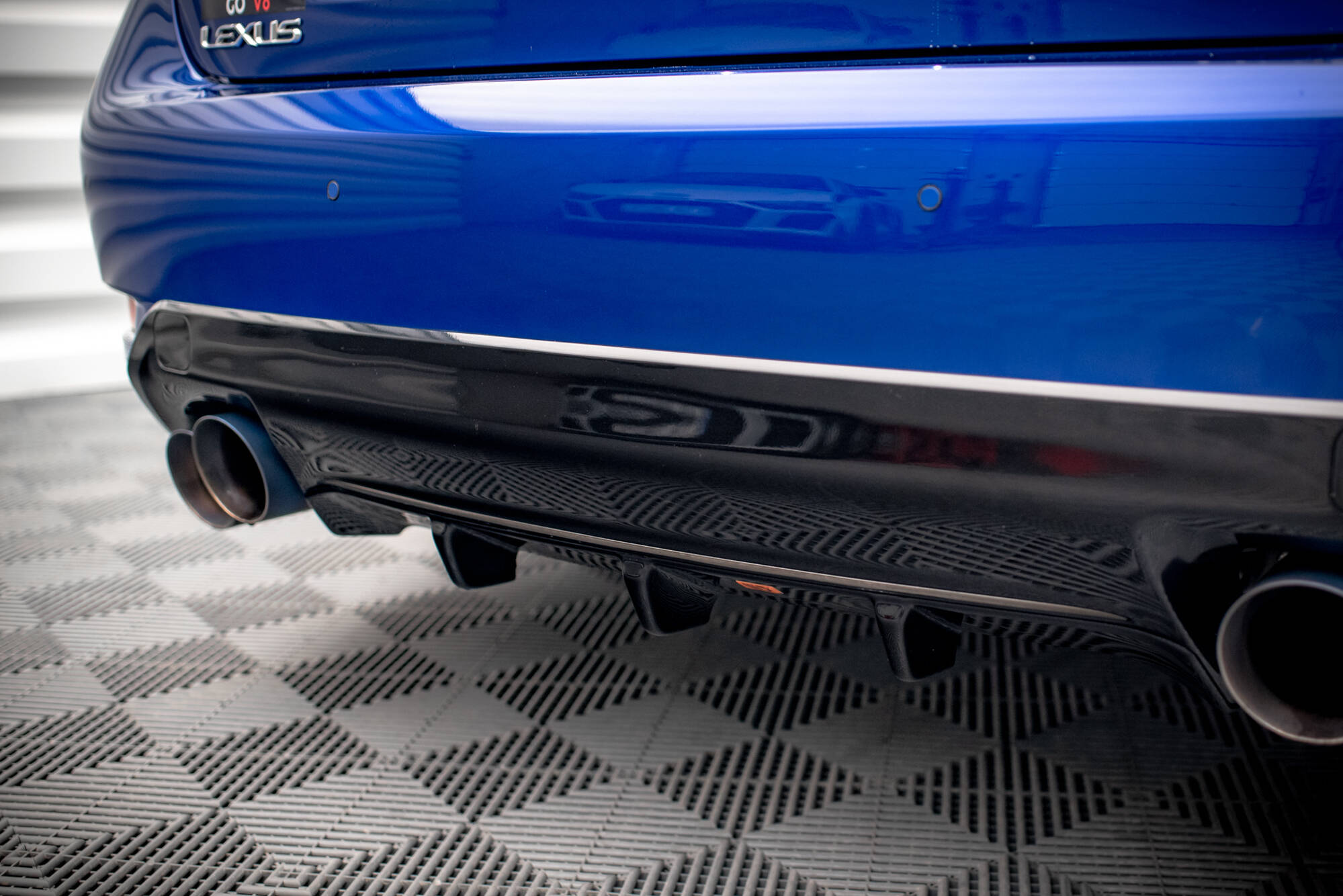 Sæt med splitters lexus gs f mk4 ansigtsløftning