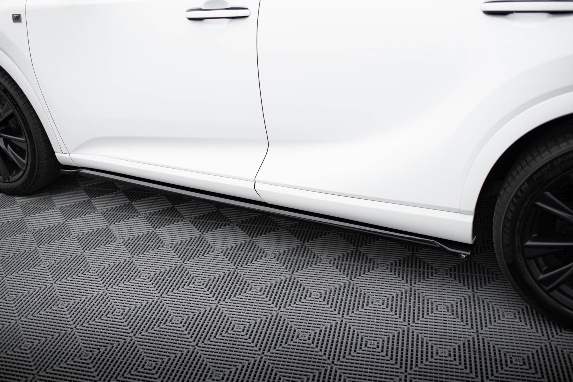 Set of splitters lexus rx f-sport mk5