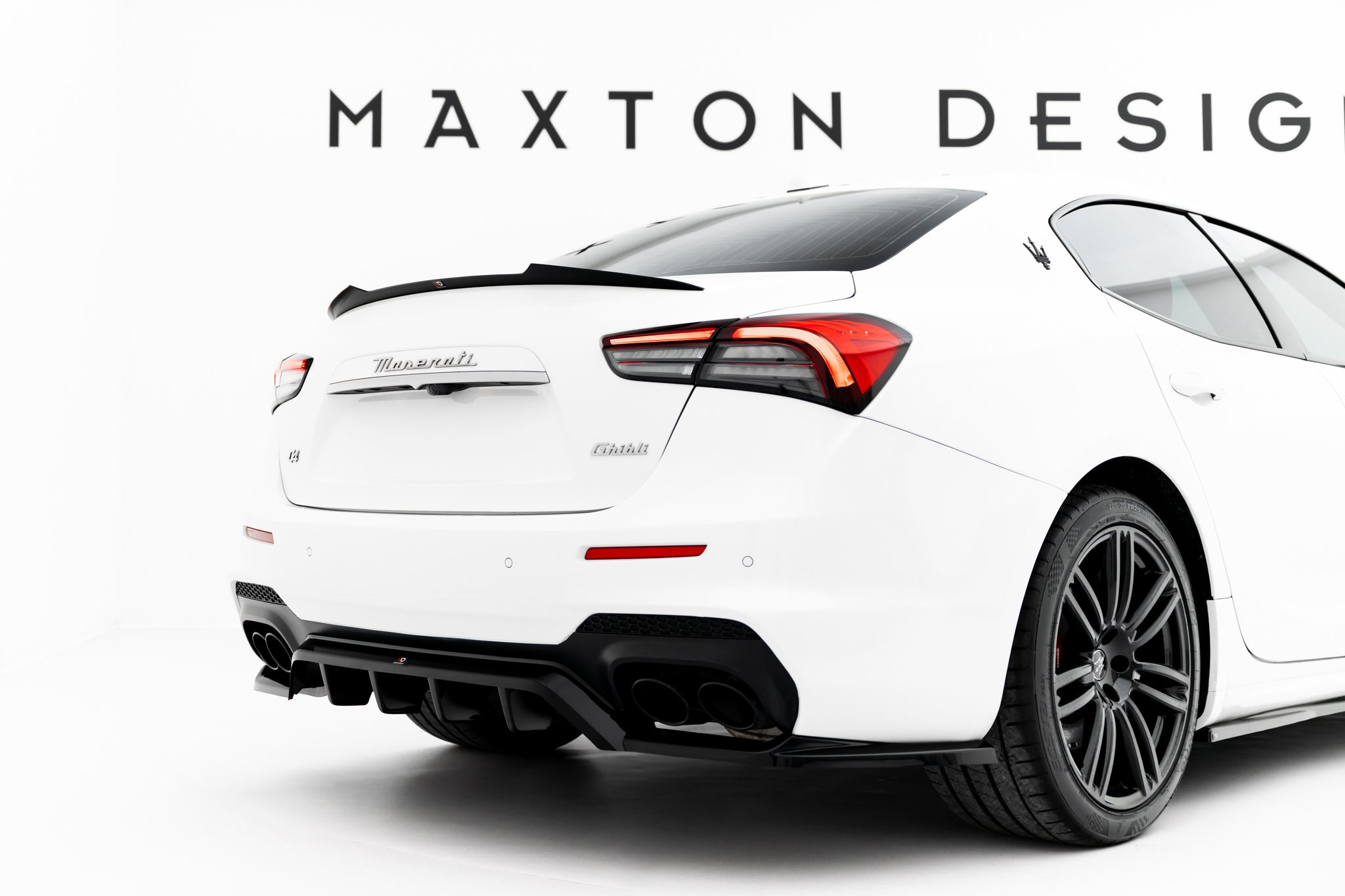 Maserati Ghibli Modena mk3 faceliftin splitterisarja
