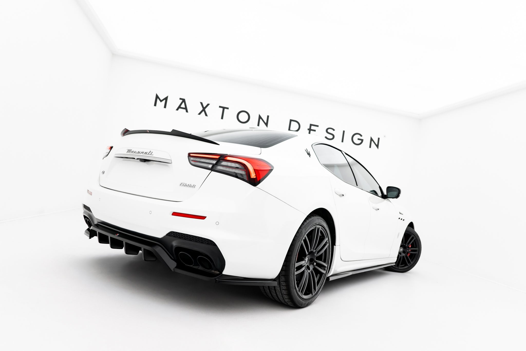 Maserati Ghibli Modena mk3 faceliftin splitterisarja