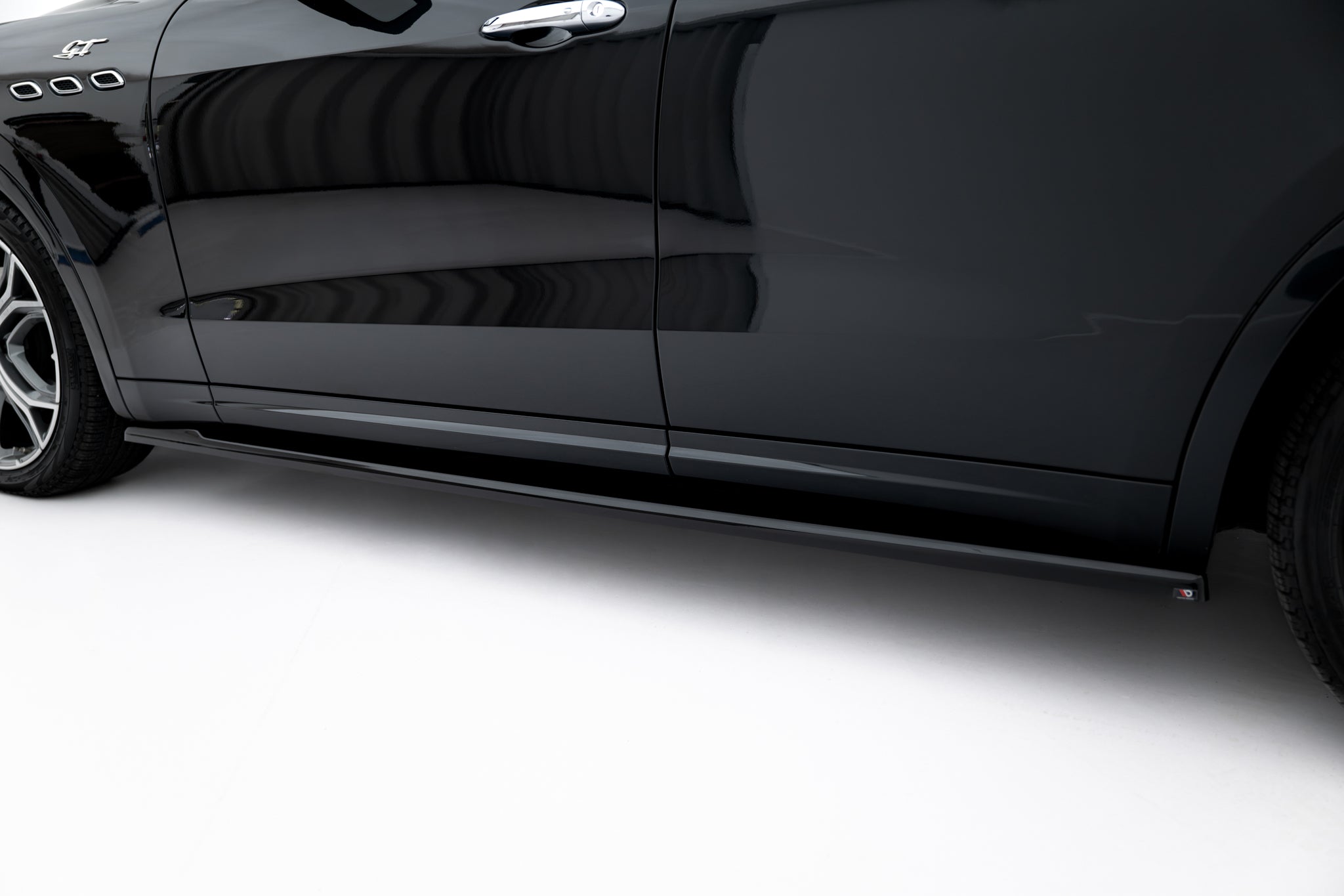 Maserati Levante GT mk1 faceliftin splitterisarja