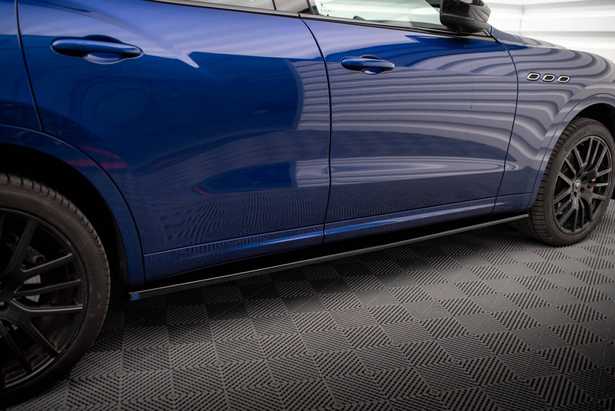 Set of splitters maserati levante gts mk1