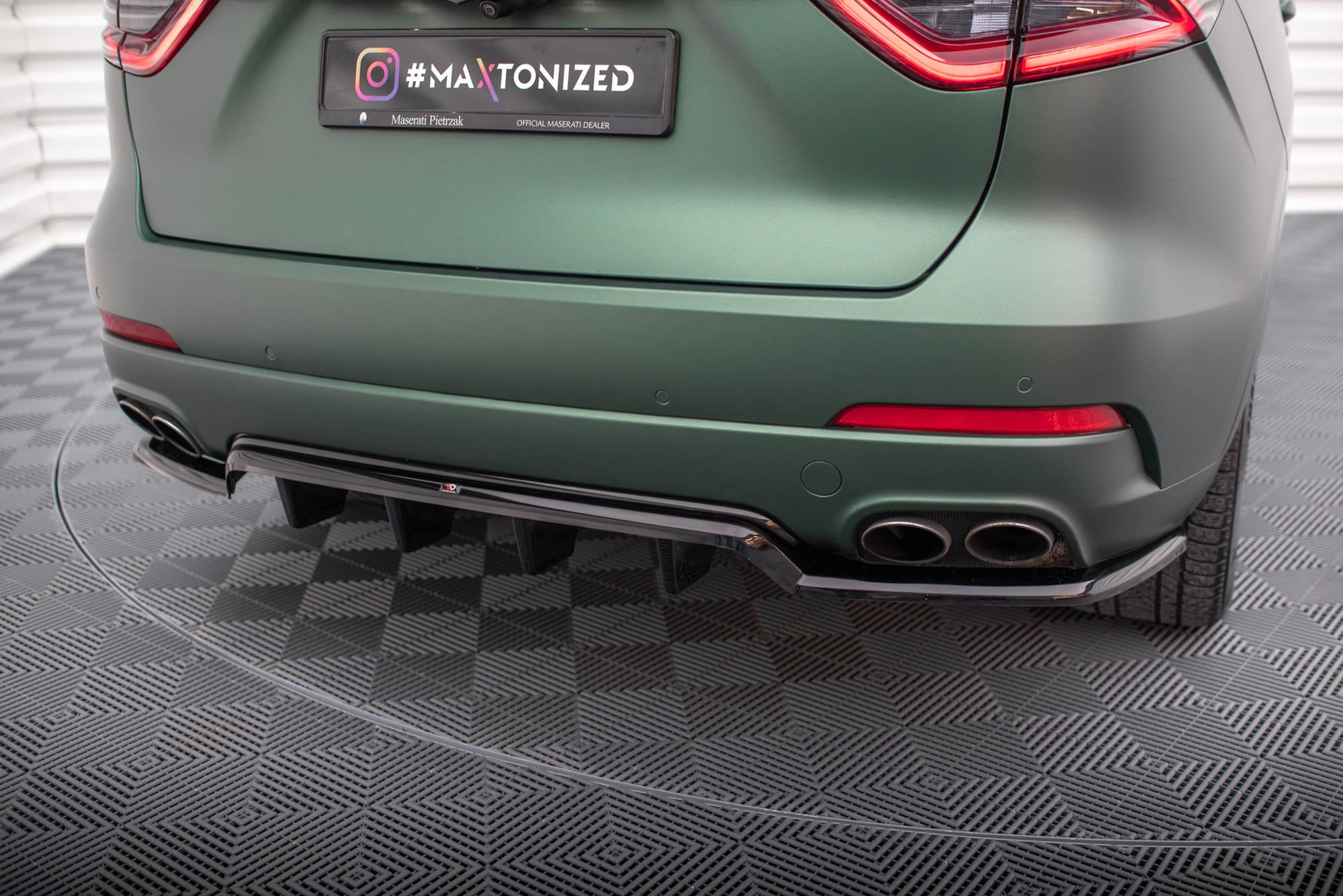 Sarja halkaisija Maserati Levante MK1