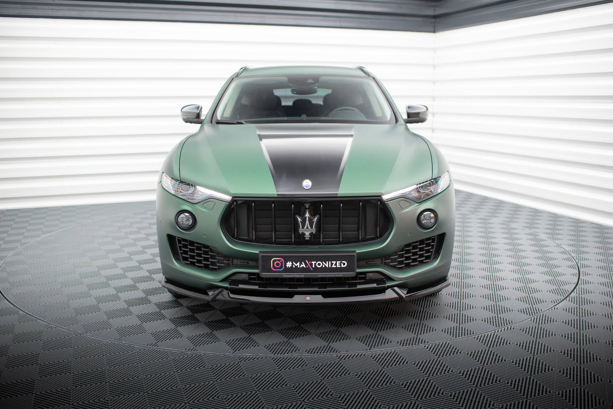 Sarja halkaisija Maserati Levante MK1
