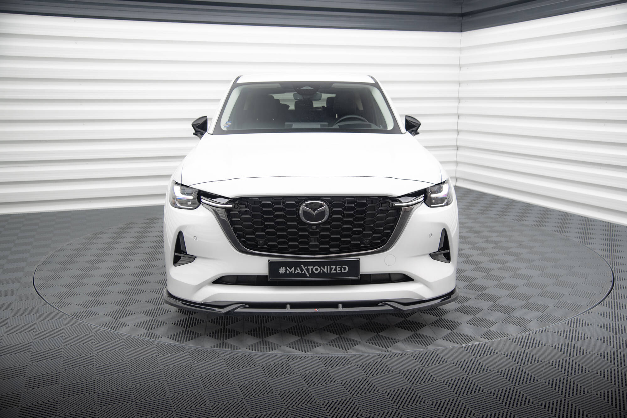 Sarja jakajamerkki Mazda CX-60 MK1