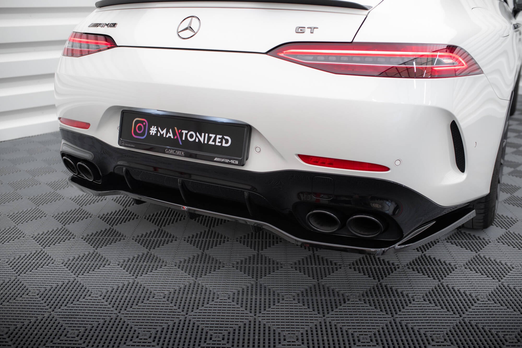 Set of splitters mercedes-amg gt 43 4 door coupe v8 styling package