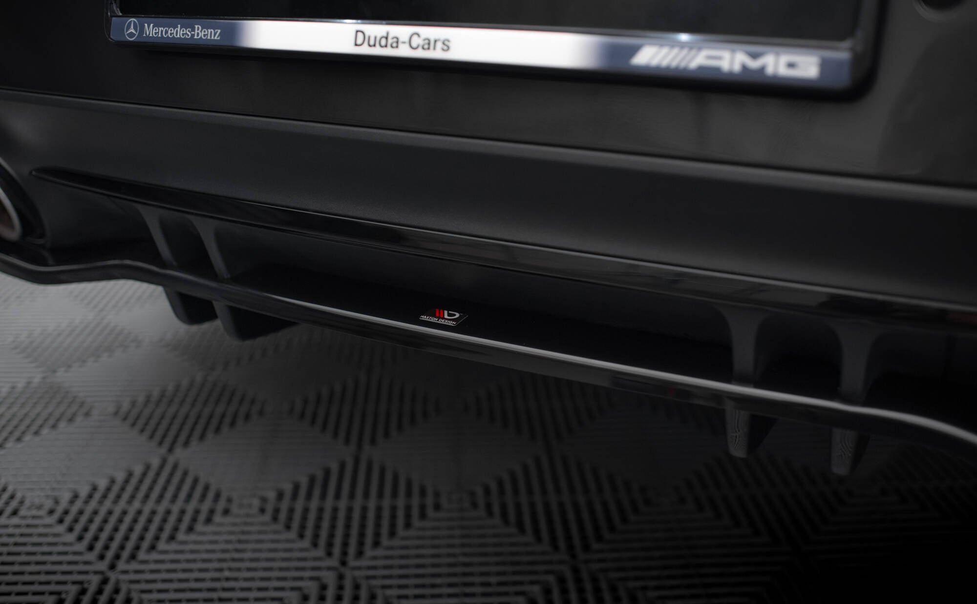 Sarja Mercedes-AMG GT 53 4 -oven kupeus
