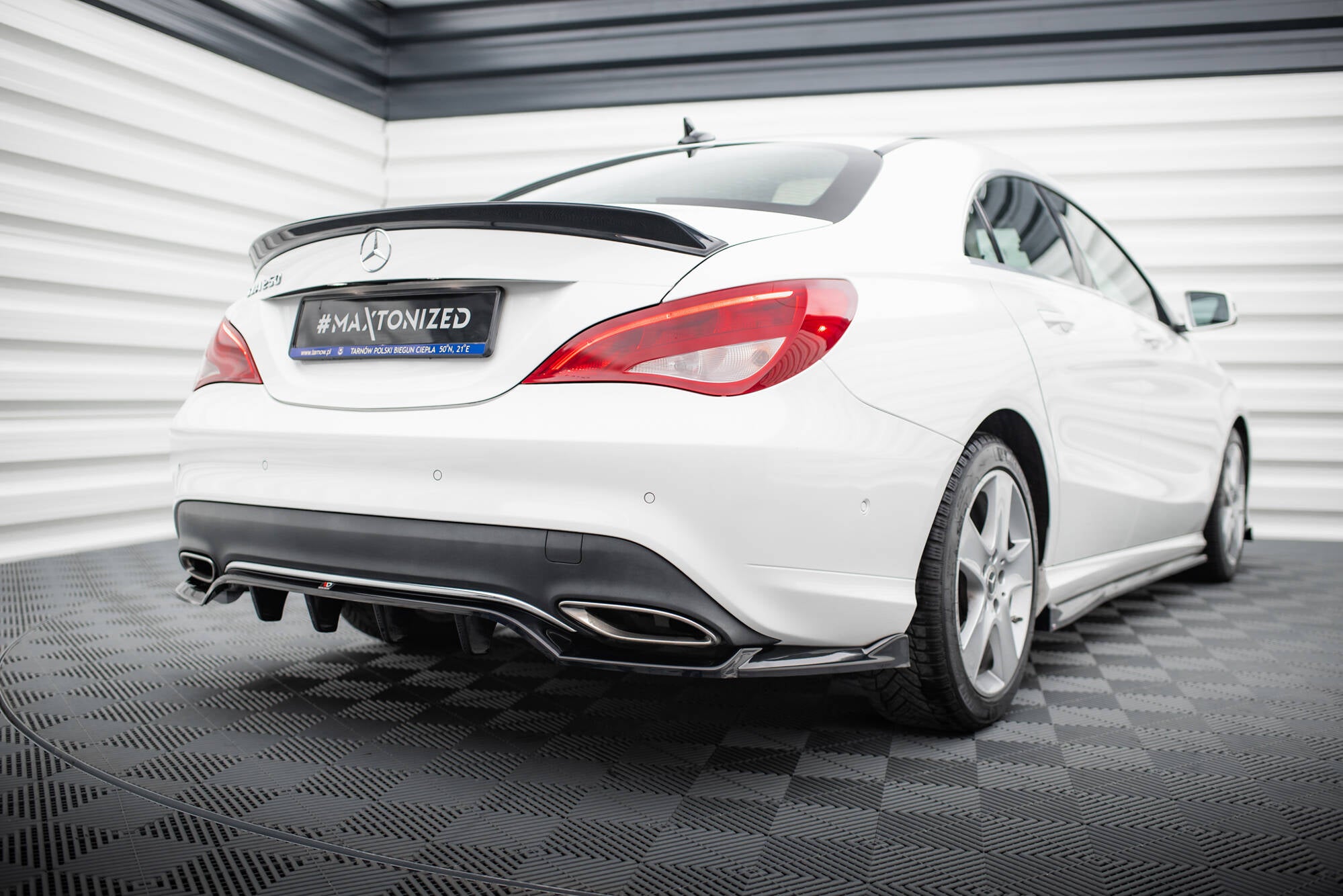 Sarja Mercedes-Benz CLA C117 FaceLift