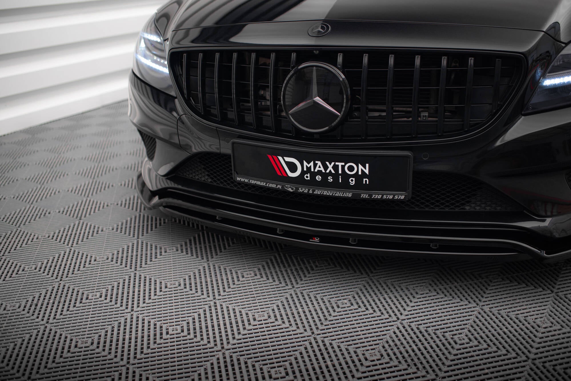 Sæt med splitters Mercedes-Benz CLS C218 ansigtsløftning