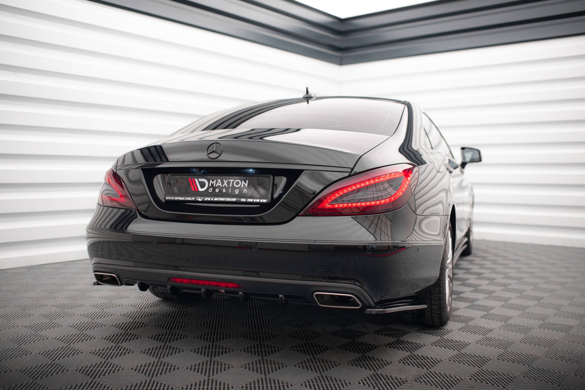 Sæt med splitters Mercedes-Benz CLS C218 ansigtsløftning