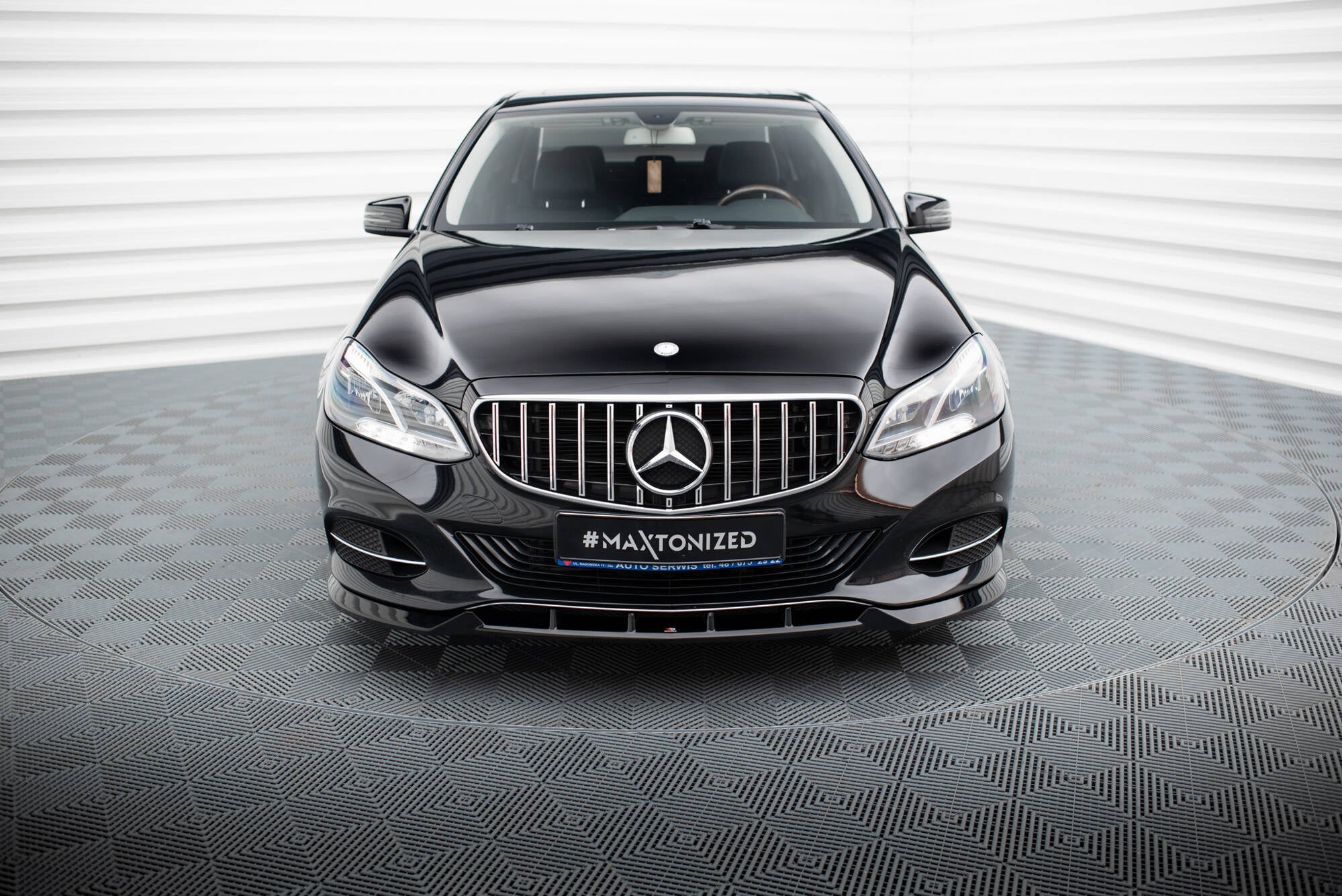 Set of splitters mercedes-benz e sedan w212 facelift