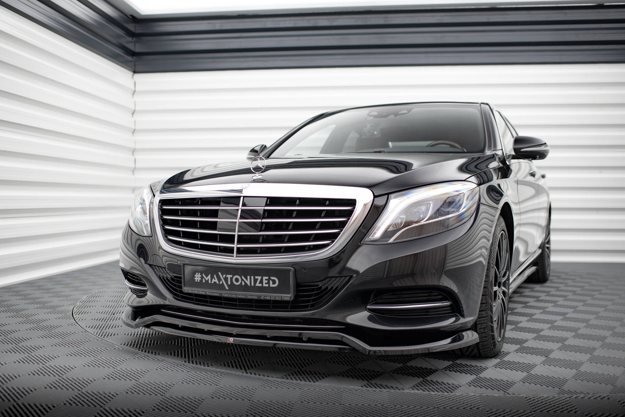 Sarja halkaisija Mercedes-Benzin W222