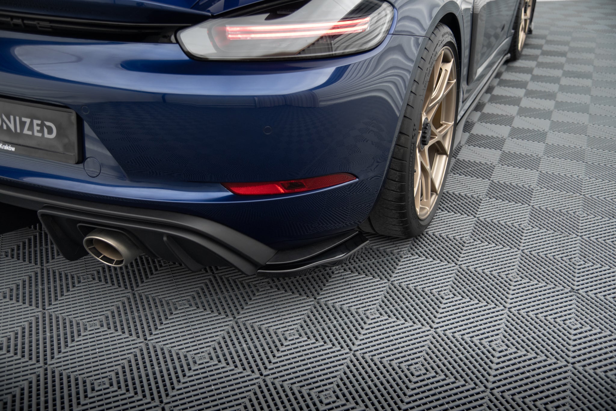 Splitterisarja porsche 718 cayman GT4 RS 982c