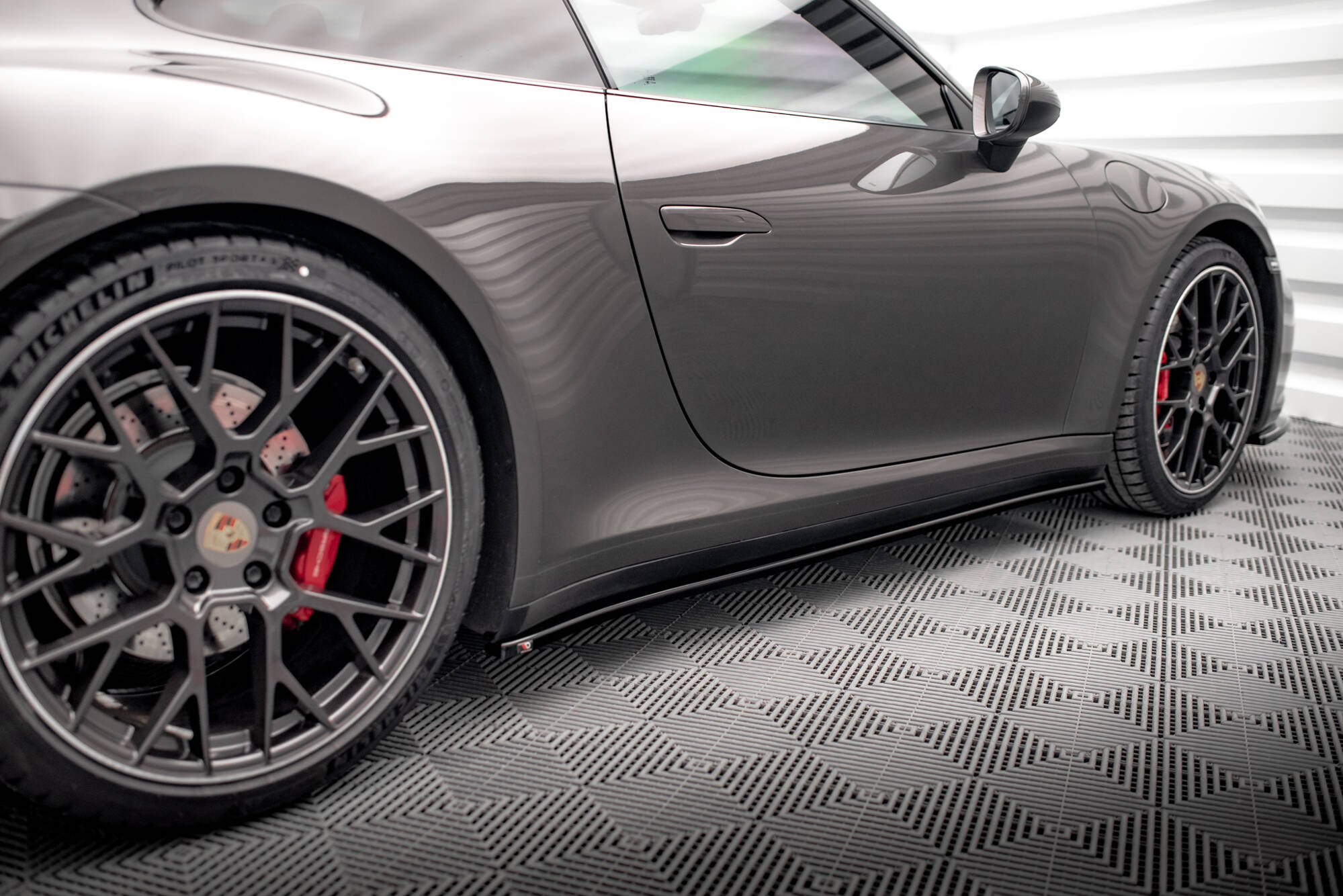 Set of splitters porsche 911 carrera 4s 992