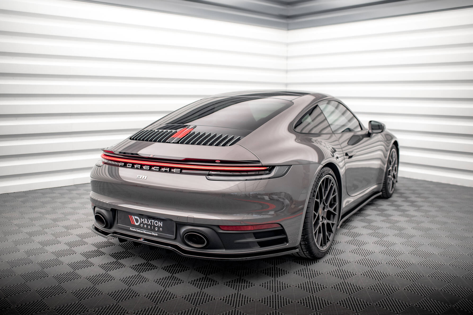 Set of splitters porsche 911 carrera 4s 992
