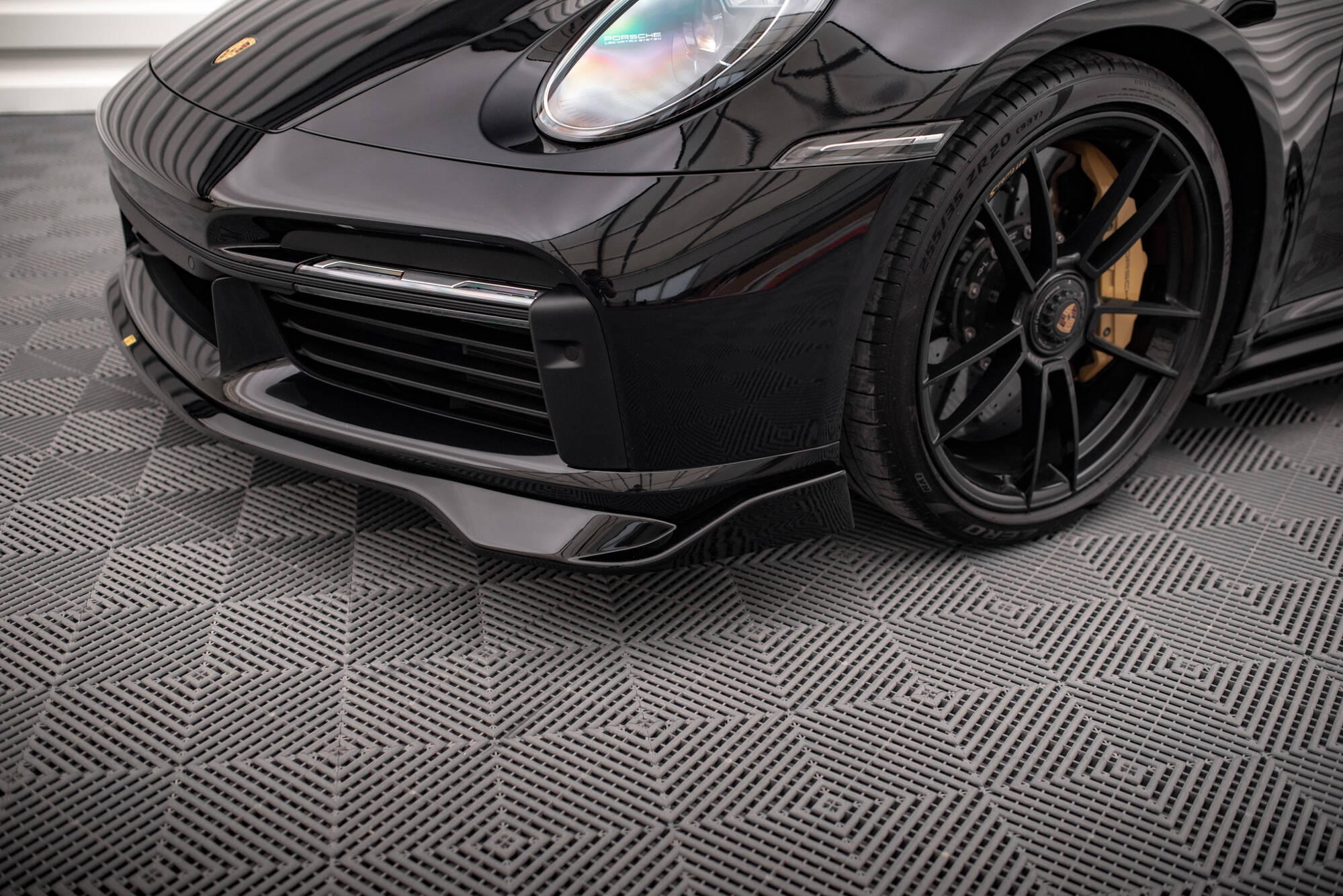 Set of splitters porsche 911 turbo s 992