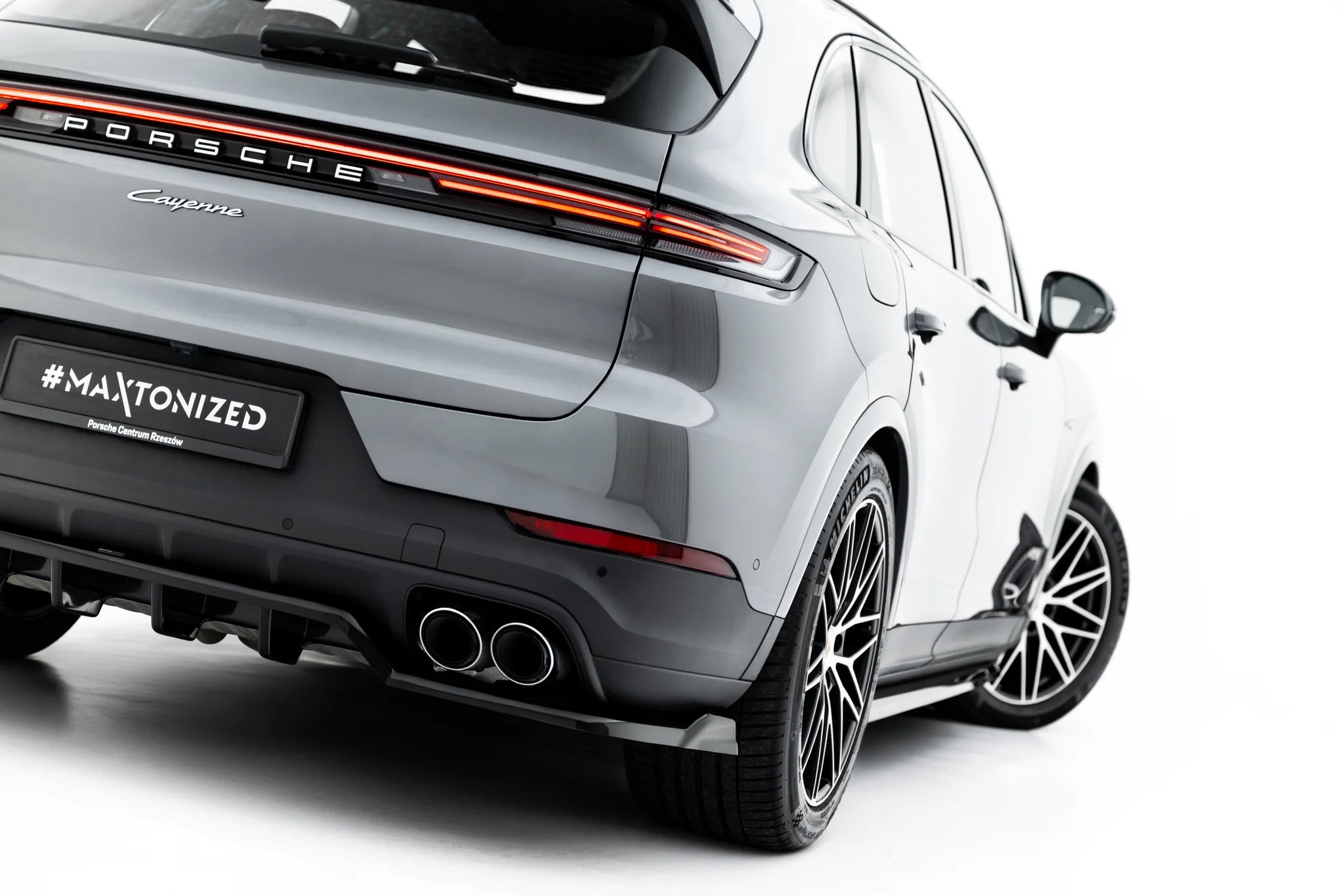 Set of splitters porsche cayenne suv mk3 facelift