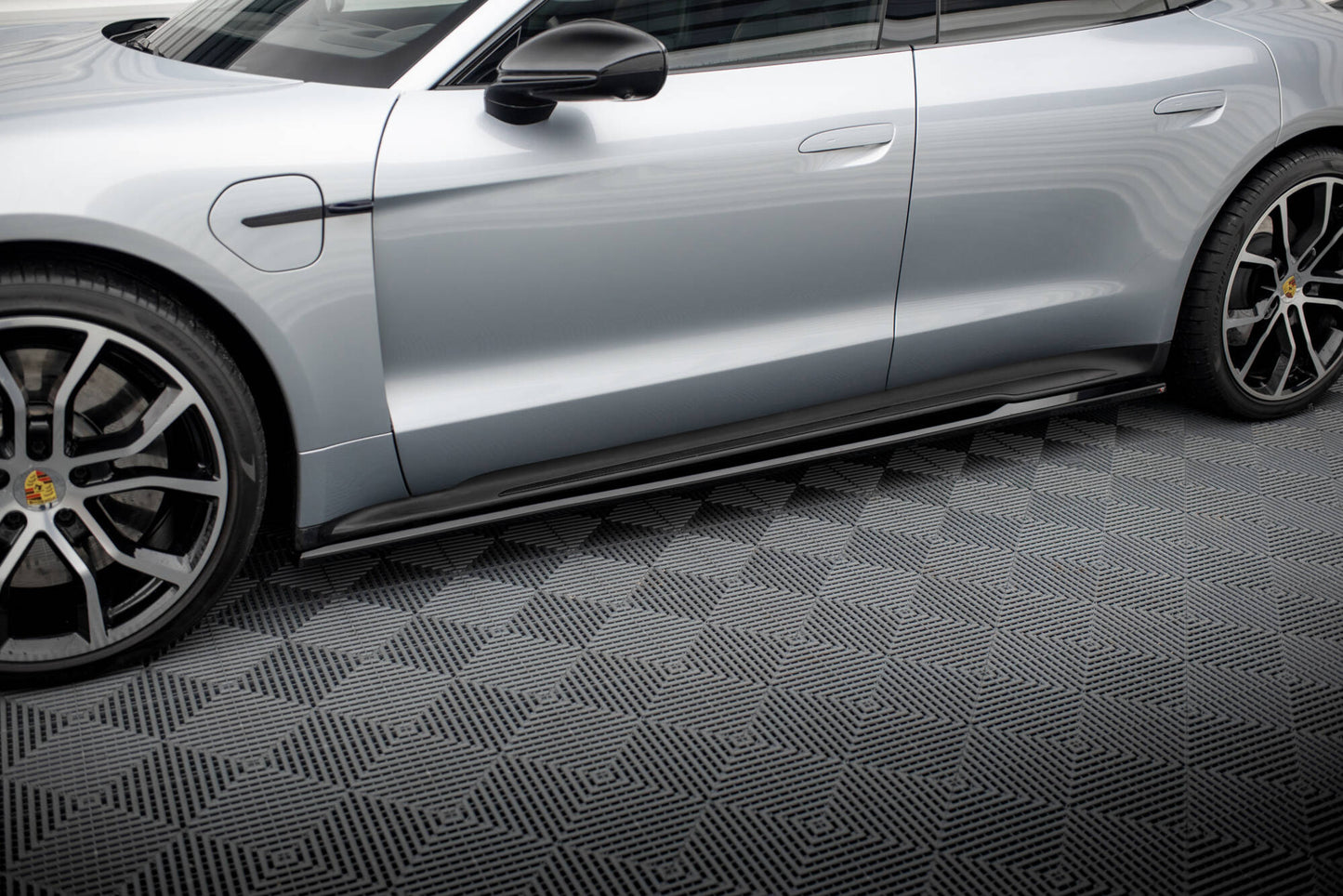 Sæt med splitters porsche taycan / taycan 4 / taycan 4s / taycan gts mk1