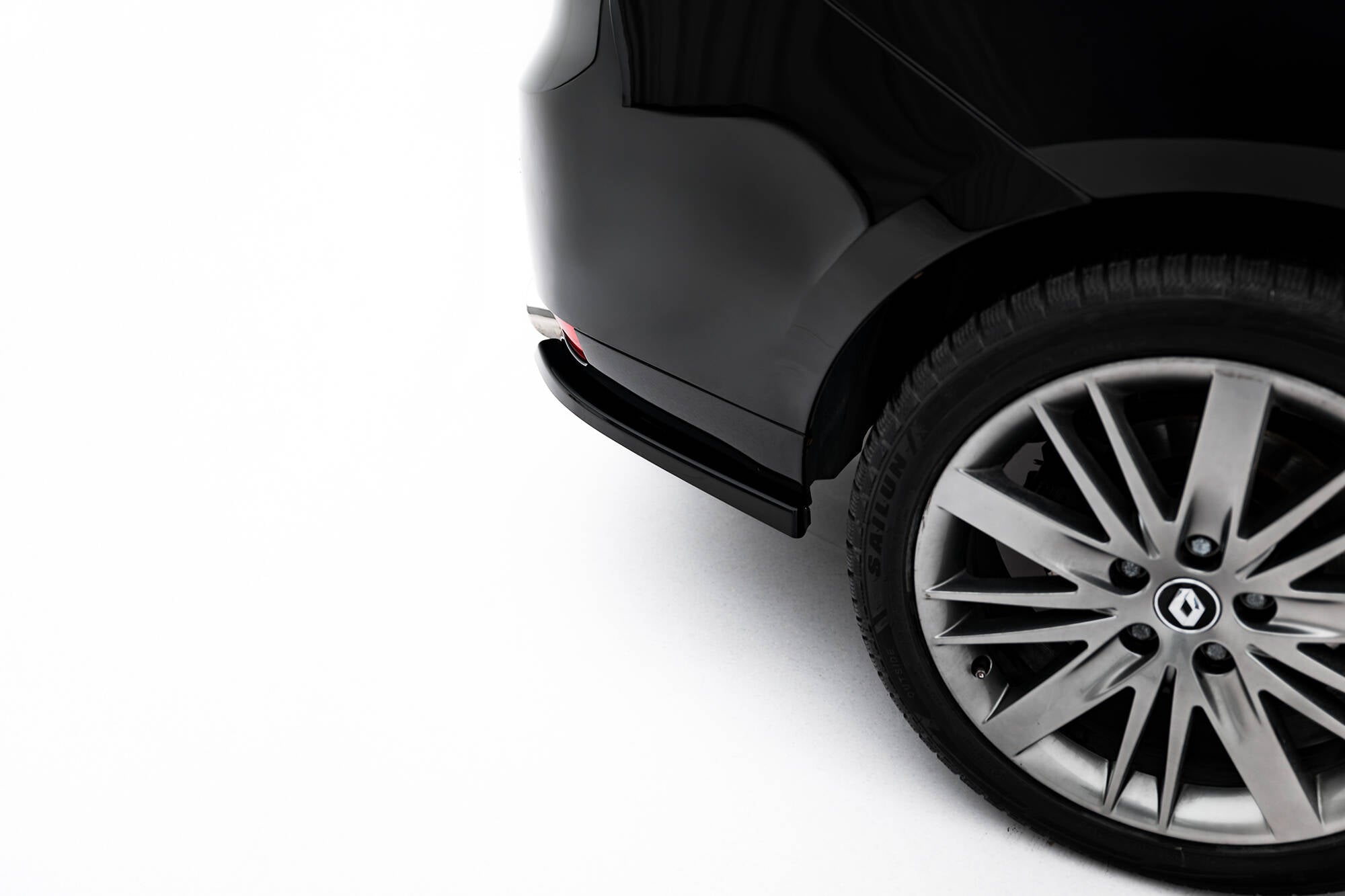 Sarja jakautujat Renault Laguna Hatchback GT MK3