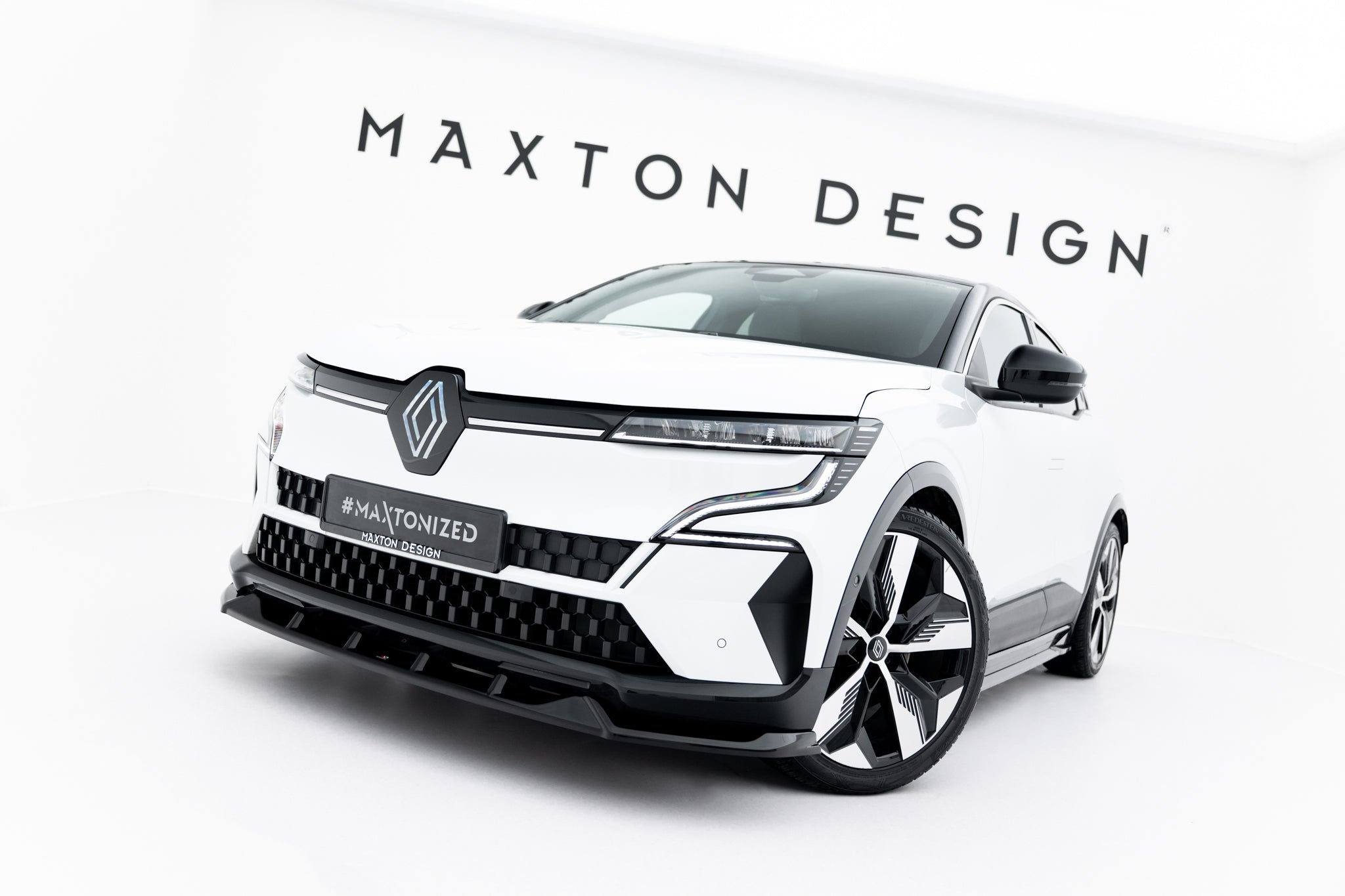 Renault Megane E-Tech Electric mk1:n jakotukit