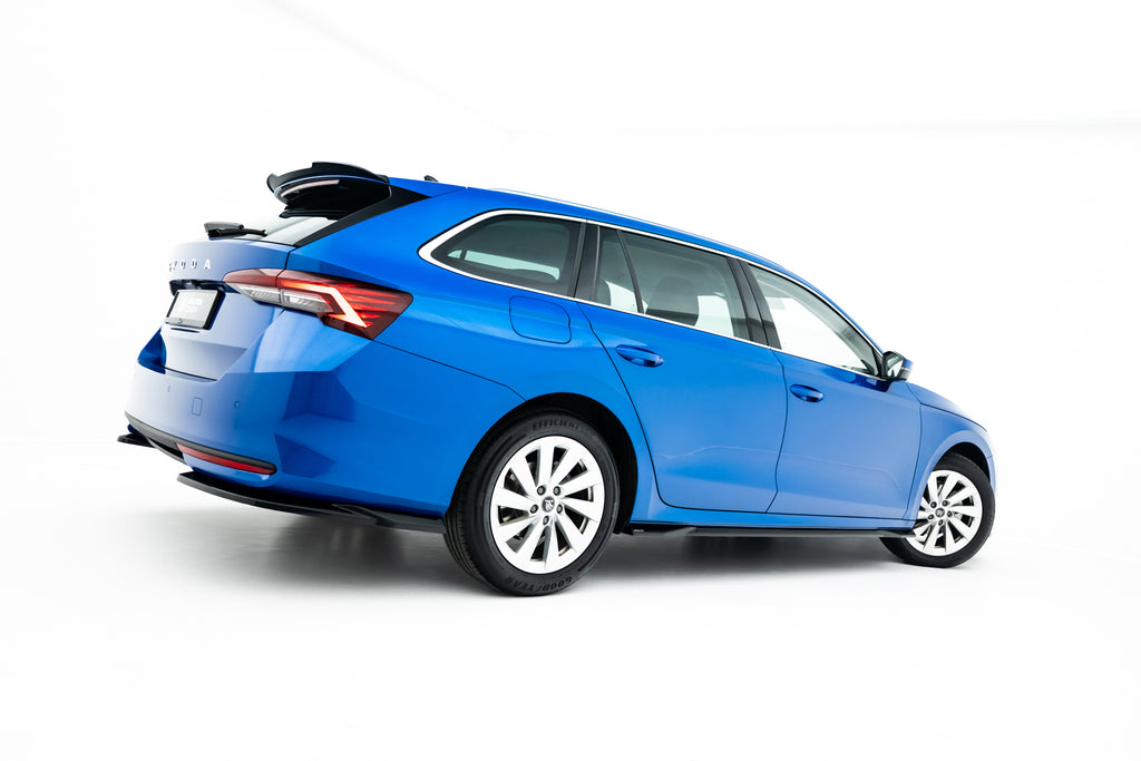 Skoda Octavia Combi mk4 faceliftin splitterisarja