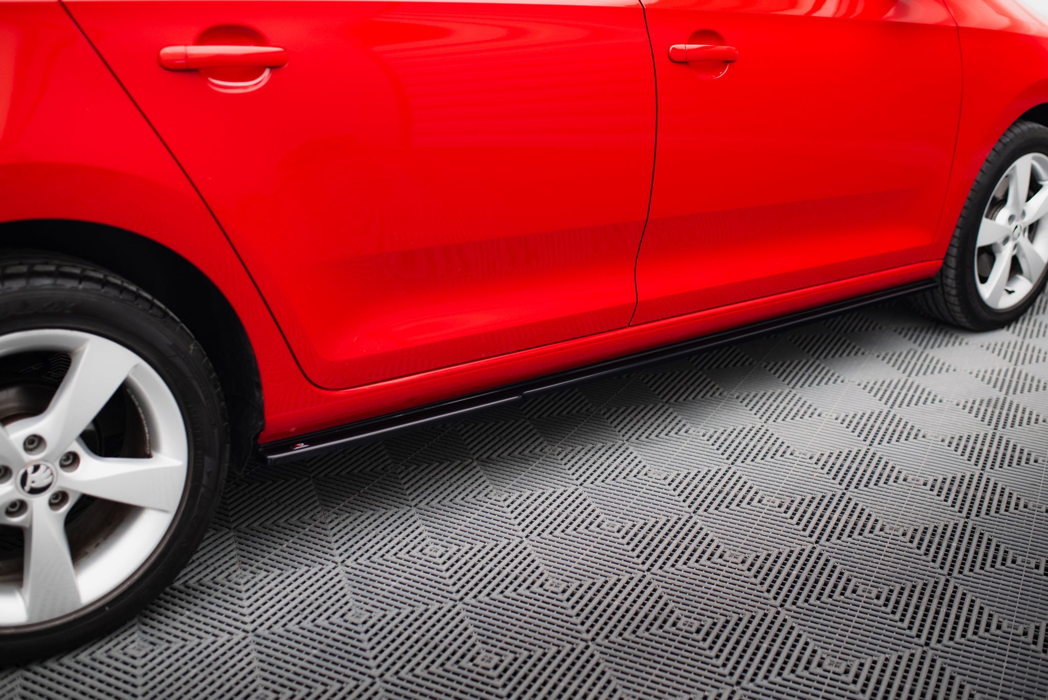 Skoda Rapid Spacebackin splitterisarja