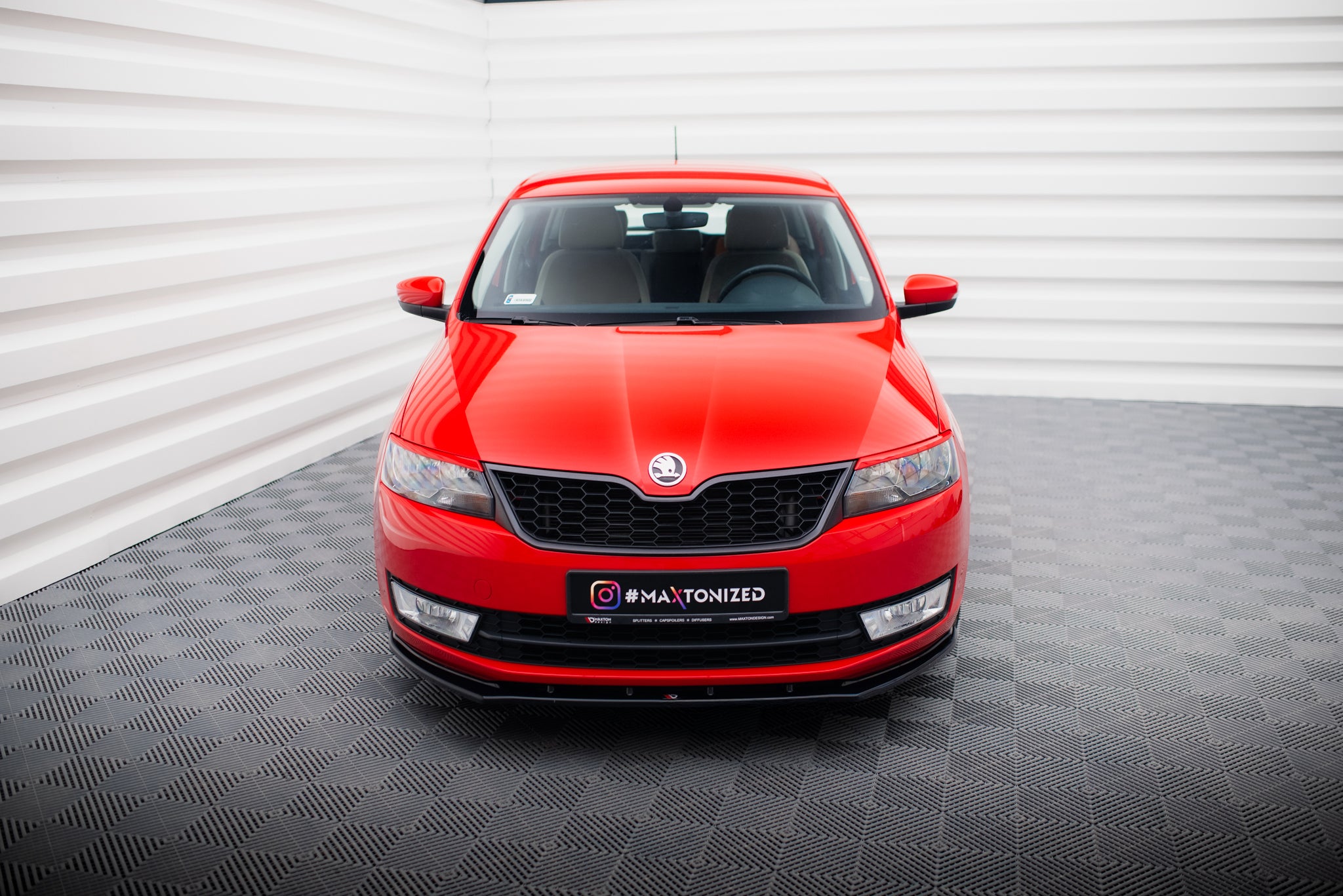 Skoda Rapid Spacebackin splitterisarja