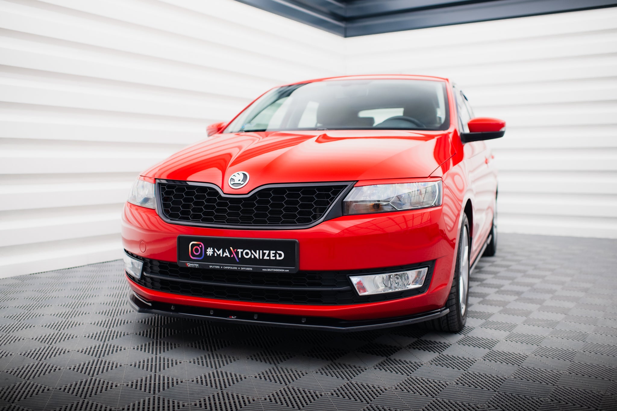 Skoda Rapid Spacebackin splitterisarja