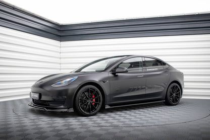 Sarja Splitters Tesla -malli 3