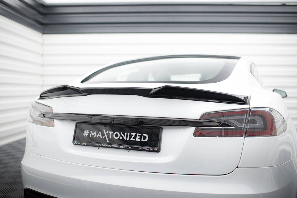 Sarja Splitters Tesla -mallin Plaid MK1 -kasvojenkorotus
