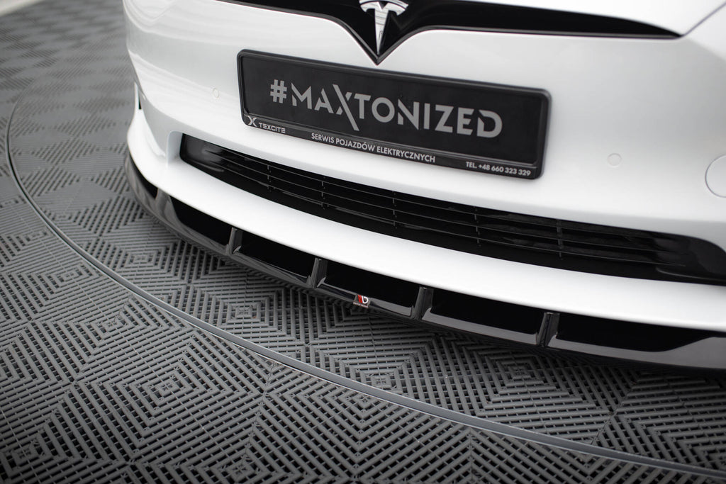 Sarja Splitters Tesla -mallin Plaid MK1 -kasvojenkorotus